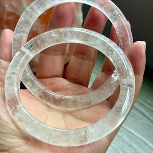 COPY - Natural White/Clear Quartz Bangle